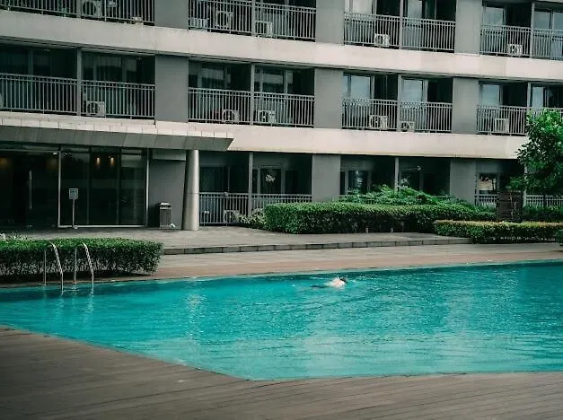 Apartment Elegant Home Famenewest Tower4 Greenfield District Manila