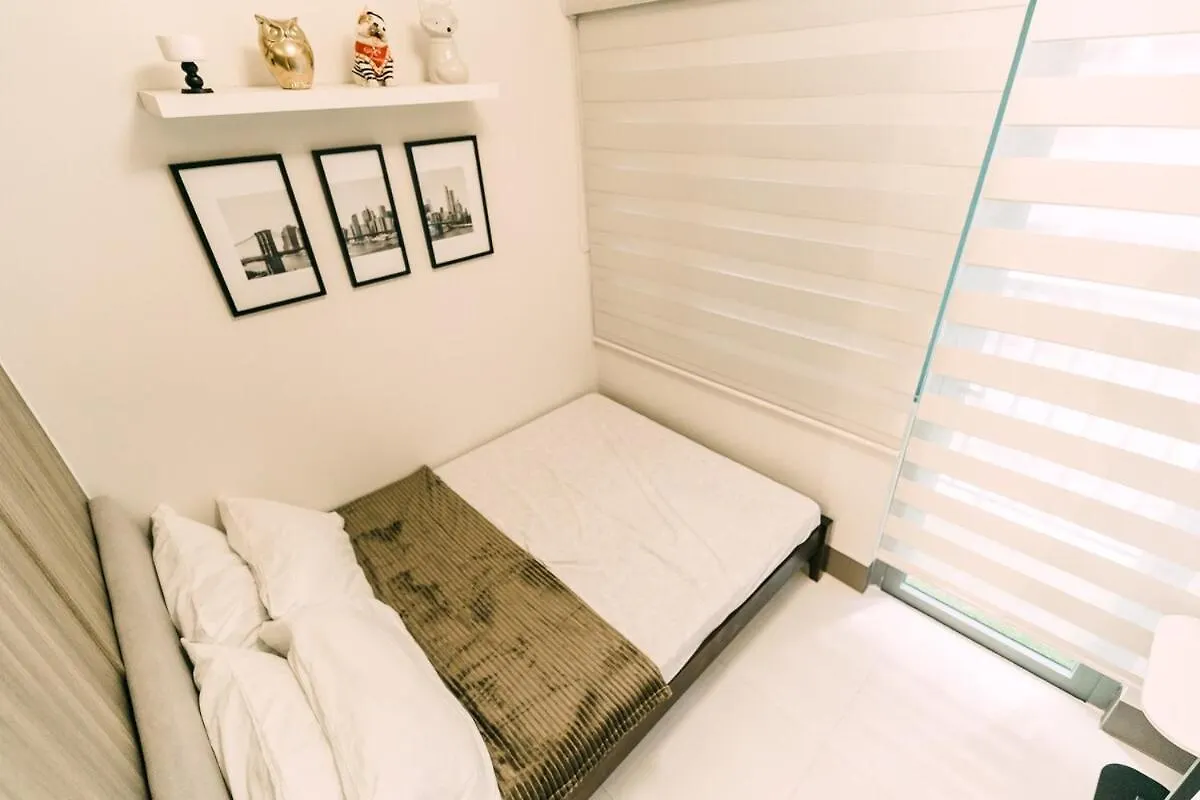 Elegant Home Famenewest Tower4 Greenfield District Manila 0*,  Philippines