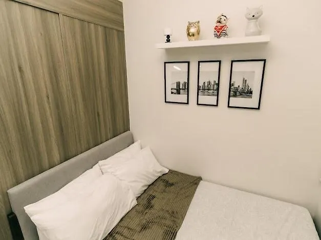 Elegant Home Famenewest Tower4 Greenfield District Manila Apartment