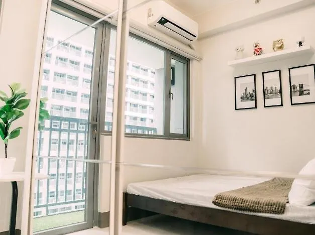 Elegant Home Famenewest Tower4 Greenfield District Manila Apartment