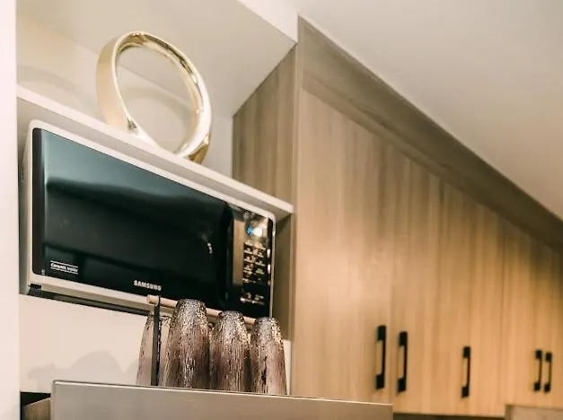 شقة Elegant Home Famenewest Tower4 Greenfield District مانيلا
